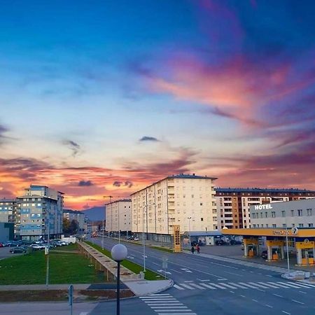 Omega Hotel Doboj Buitenkant foto