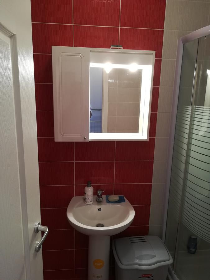Omega Hotel Doboj Buitenkant foto
